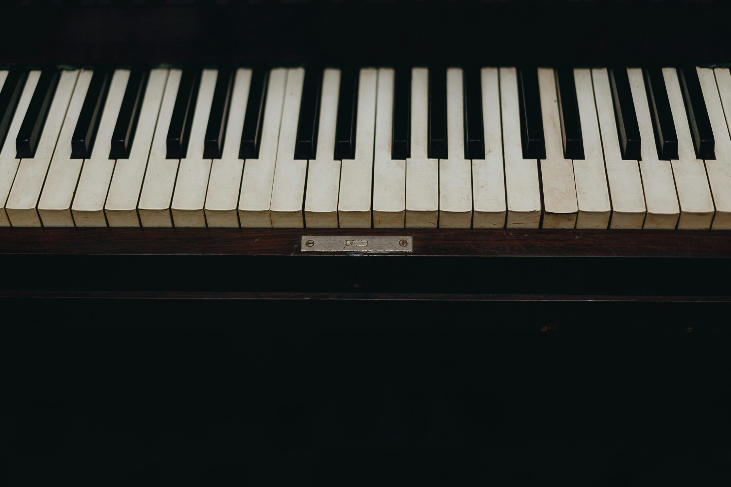 Piano keyboard